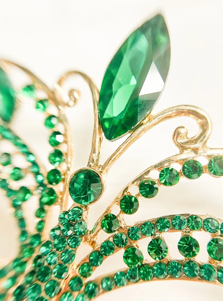 Masquerade Mask with Stick, Wedding Party Gold Mask, Prom Crystal Green Mask - Image 4 of 4