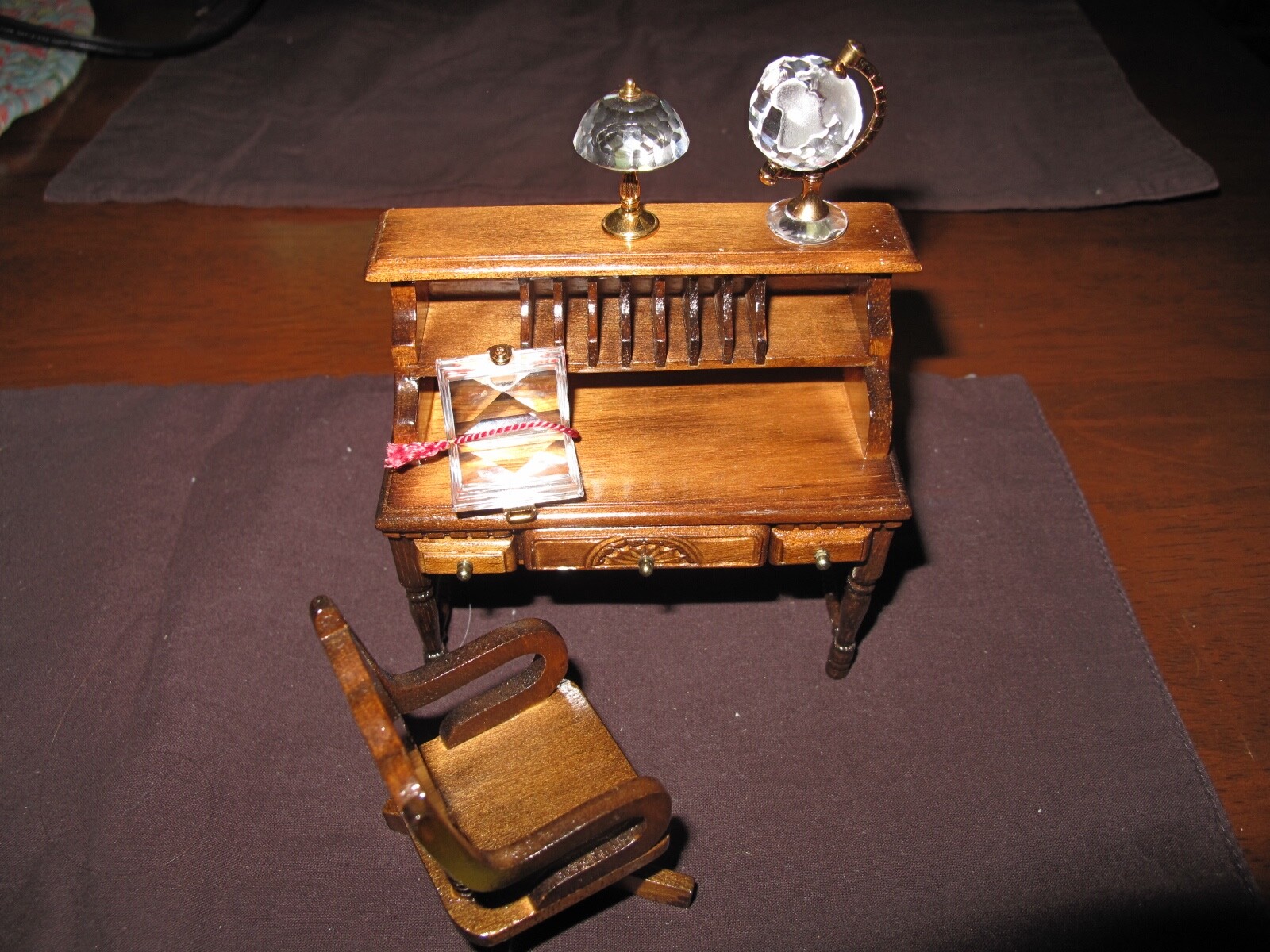 Picture 3 of 8