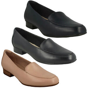 clarks black slip on shoes