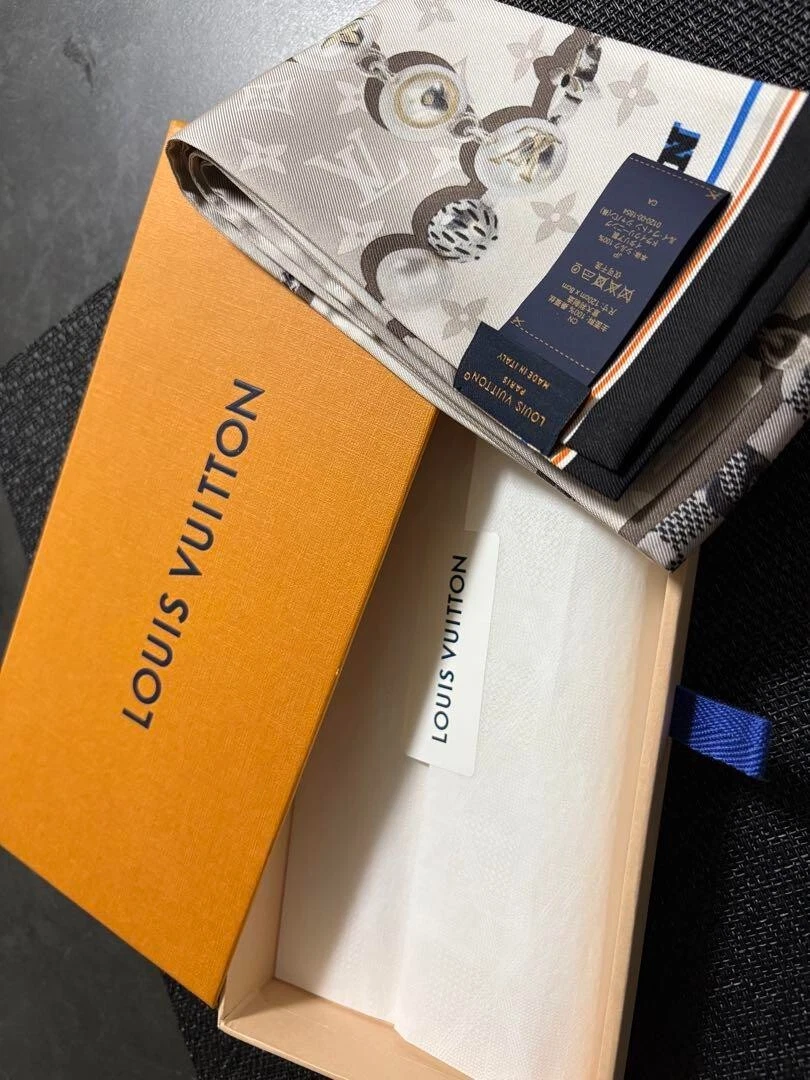 LOUIS VUITTON（LV） Louis Vuitton sciarpa fascia seta grigio bianco stampa catena unisex cravatta capelli 2262AK