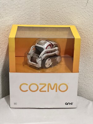 Anki Cozmo 1.0 Robot, Full Set. Missing Plug. Please view all photos before purc