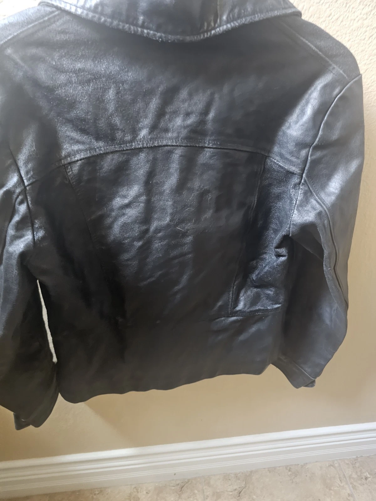 Vintage Guess Genuine Leather Black Motorcycle Jacket Women's S. Front Pockets - product detail image 11
