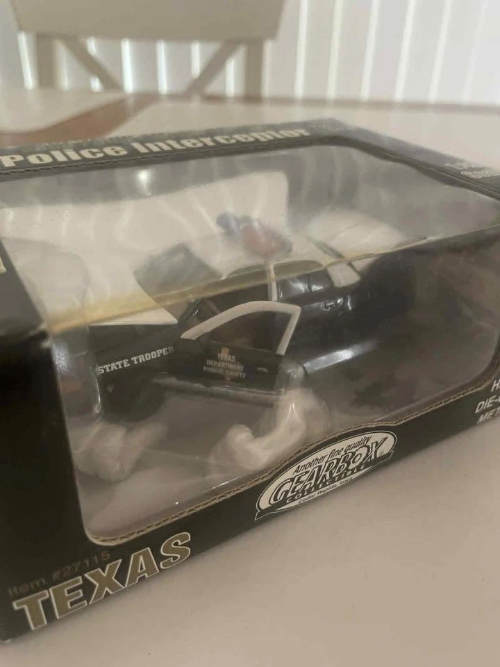 GEARBOX COLLECTIBLES 1/43 LTD EDIT POLICE INTERCEPTOR CROWN VICTORIA TEXAS MINT - Image 2 of 4
