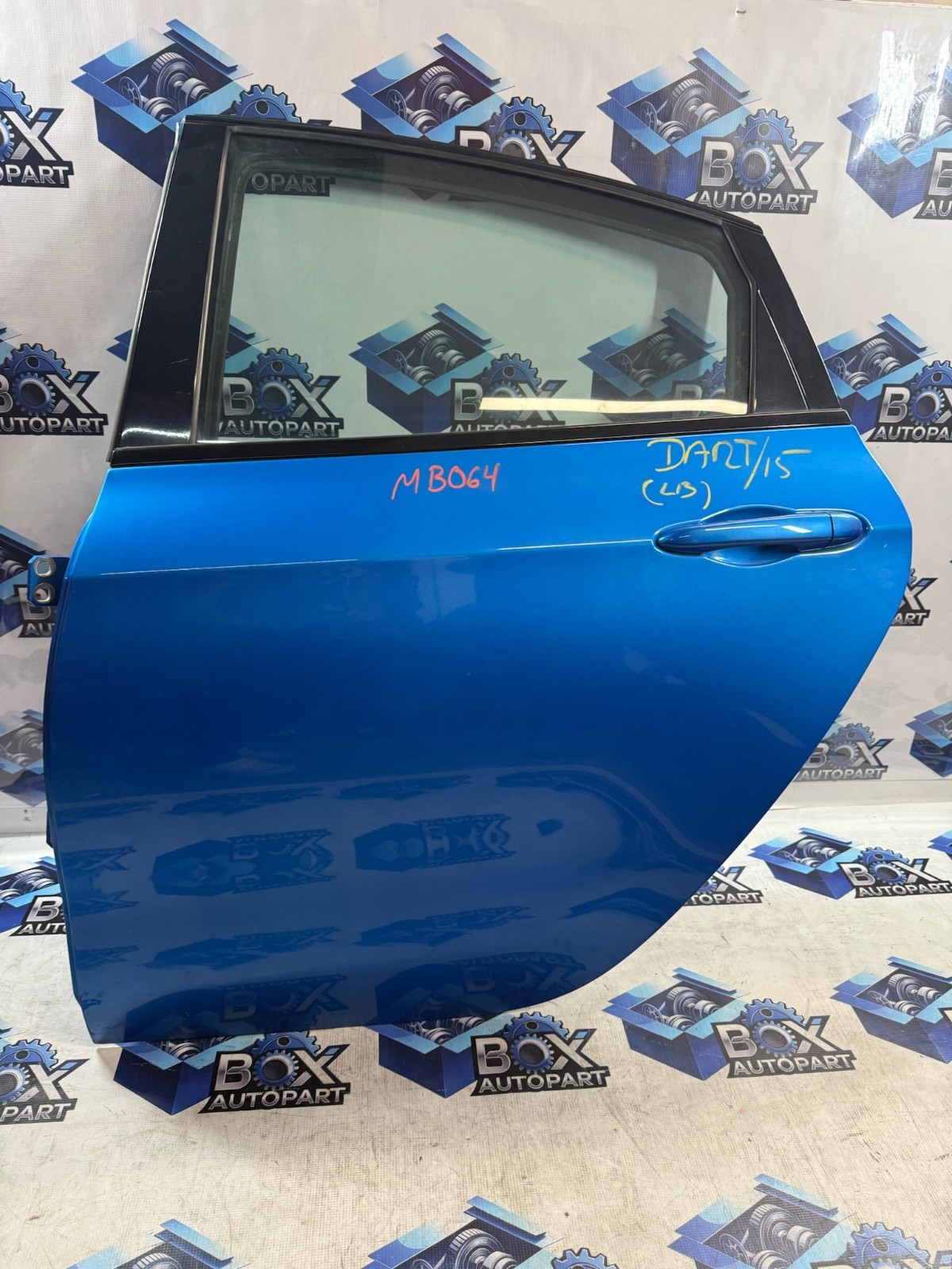 2013-2016 DODGE DART REAR LEFT SIDE DOOR SHELL PANEL W/ GLASS OEM
