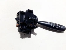 173647 Right Windshield Wiper Switch Toyota Yaris DE687231-84