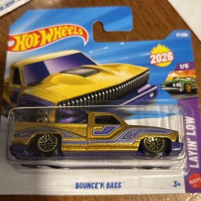 HOT WHEELS 2026 SHORT CARD 1/5 LAYIN' LOW #17 BOUNCE'N BASS METALLIC GOLD & PURP