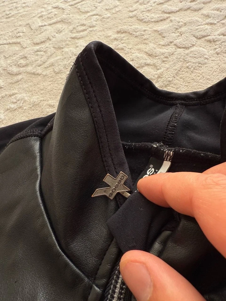 Assos Element One RX900 Cycling Thermal Jacket Black Size L - Image 4 of 4