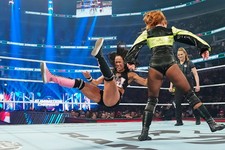 AJ Lee READY 4