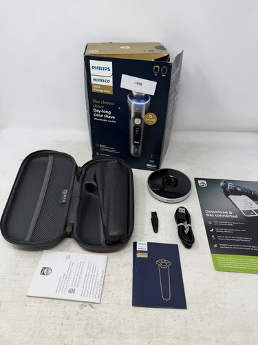 Philips Norelco Shaver i9000 PRESTIGE Ultra - Picture 4 of 7