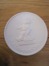 Goebel Collector's 44 Club Member Disk Plate 4"