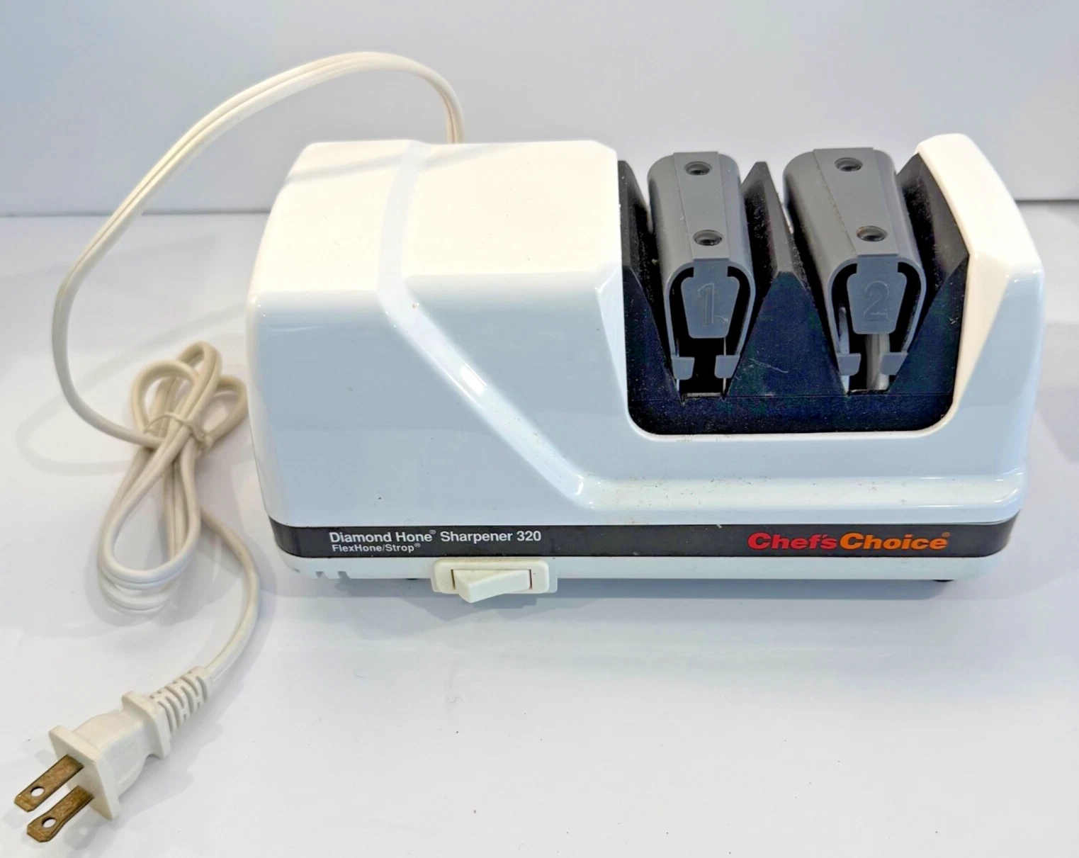 Chef's Choice Diamond Hone Sharpener 320 FlexHone Strop Electric Knife Sharpener