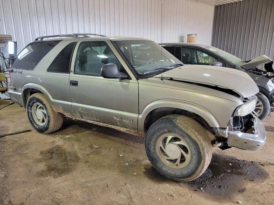 Transmisión de culata 6-262 4,3 L 4L60E compatible con furgoneta 96-02 Express 1500 2064800 Foto 3 de 4