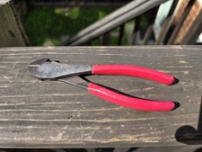 Mac Tools Usa 7 14 Curved Diagonal Cutting Pliers M337g