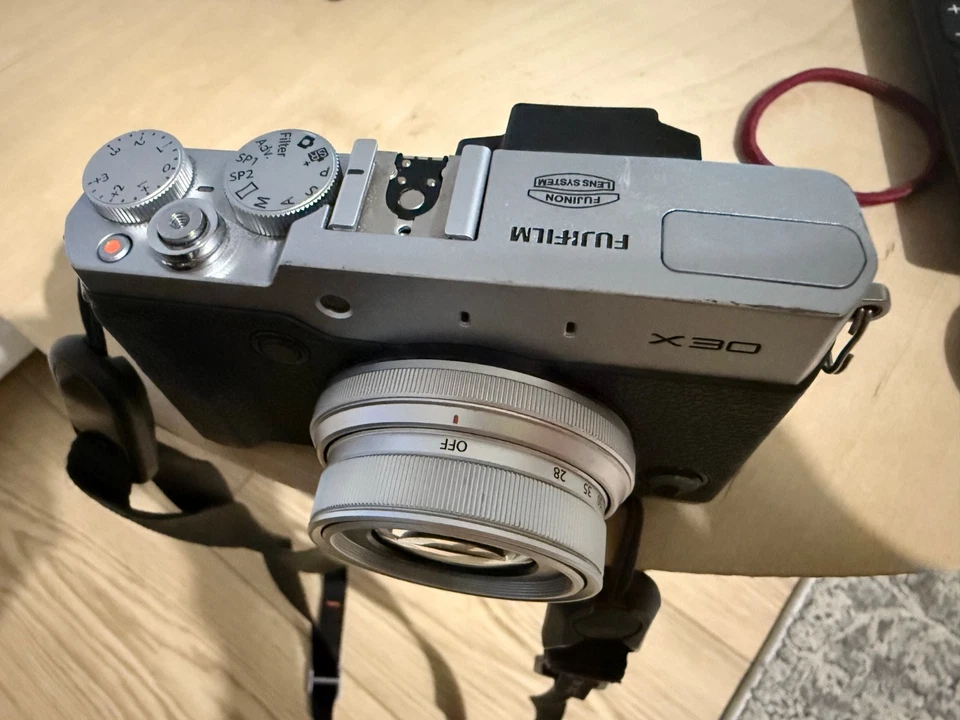 Fujifilm FinePix X30