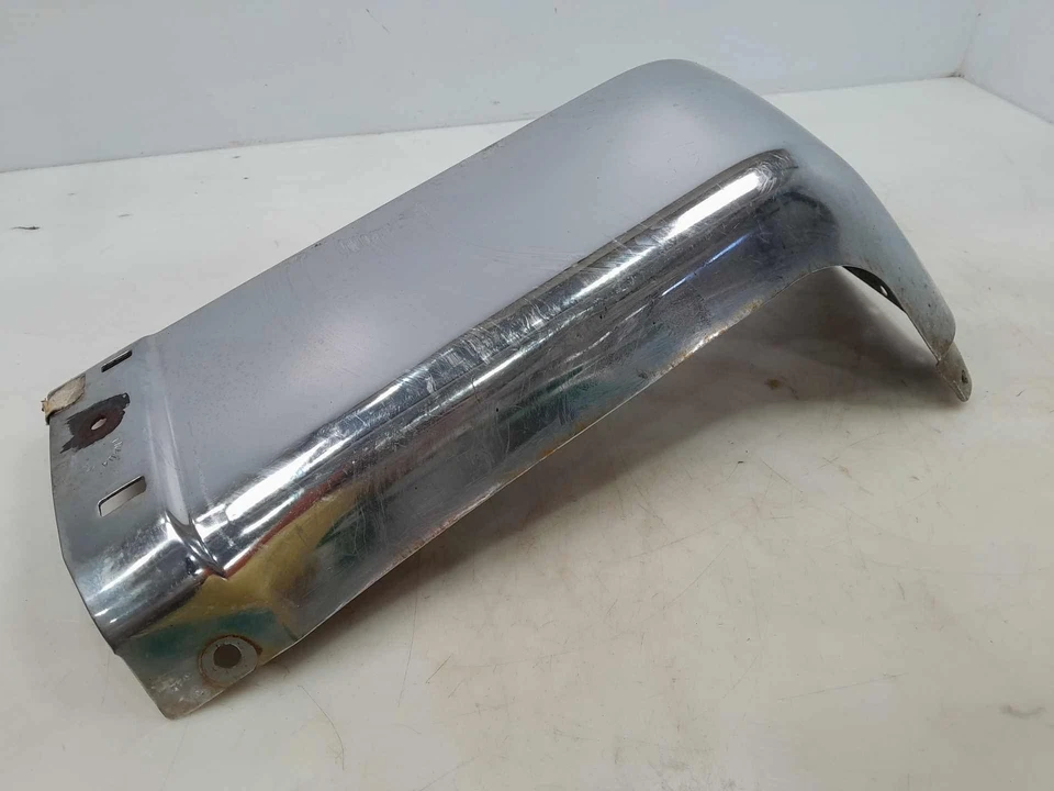 07-13 Chevy Silverado parachoques trasero extremo derecho lado pasajero cromo sin sensores Foto 2 de 4