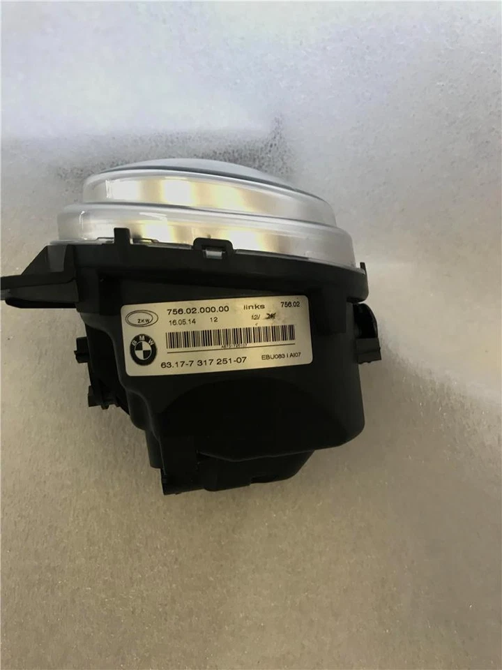 Luz antiniebla izquierda BMW X3 X4 X5 X6 2014-2016 OEM 63 17 7 317 251 07 Foto 3 de 4