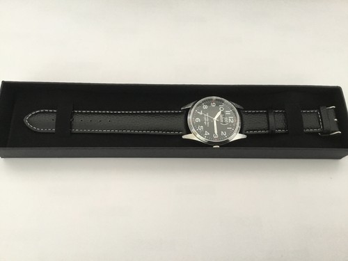 Mercedes-Benz SAMMLER Uhr. 100 Jähriges Jubiläum von Mercedes-Benz Sindelfingen - Bild 4 von 6