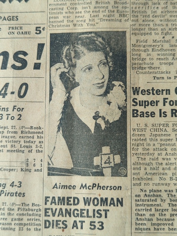 SEPT 27, 1944 NEWSPAPER #2046- FAMED EVANGELIST AIMEE SEMPLE McPHERSON DIES