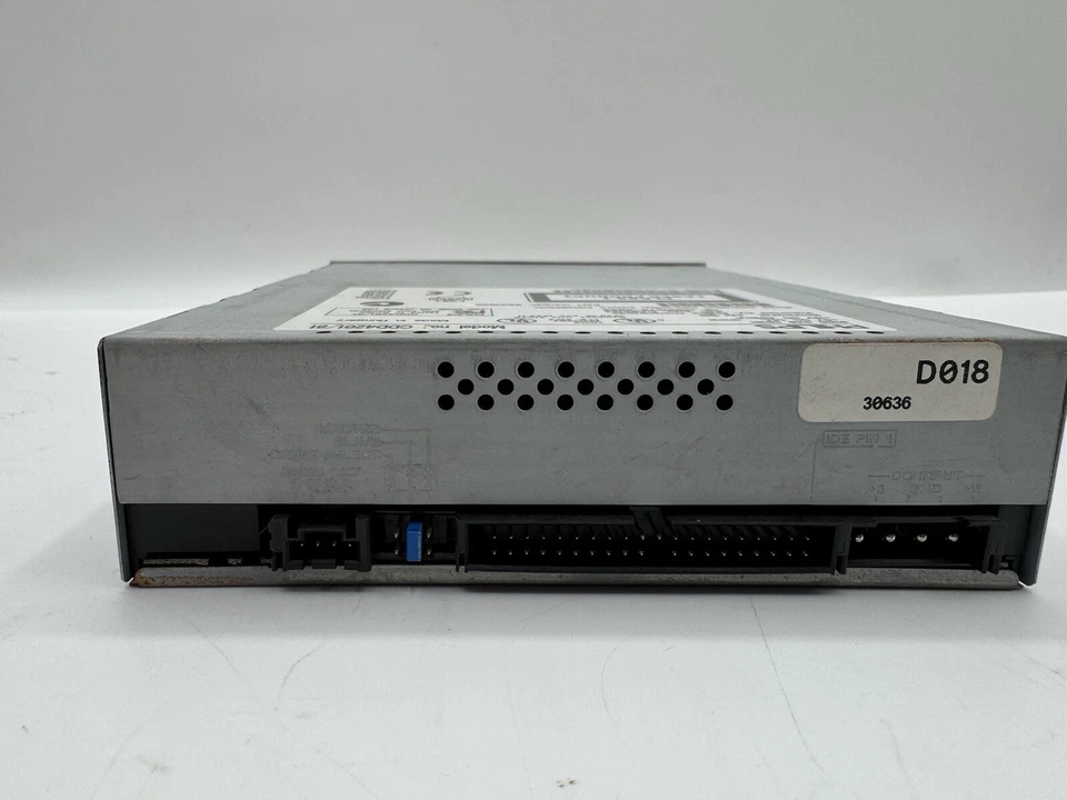 Philips CDD4201/81 CD-RW IDE CD-ROM Internal Disk Drive AS IS UNTESTED - Image 4 of 4