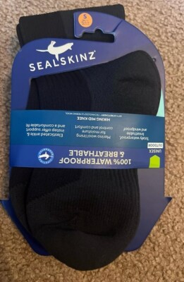 SEALSKINZ Unisex Waterproof Extreme Cold Weather Crew Sock Black/Grey Size Small