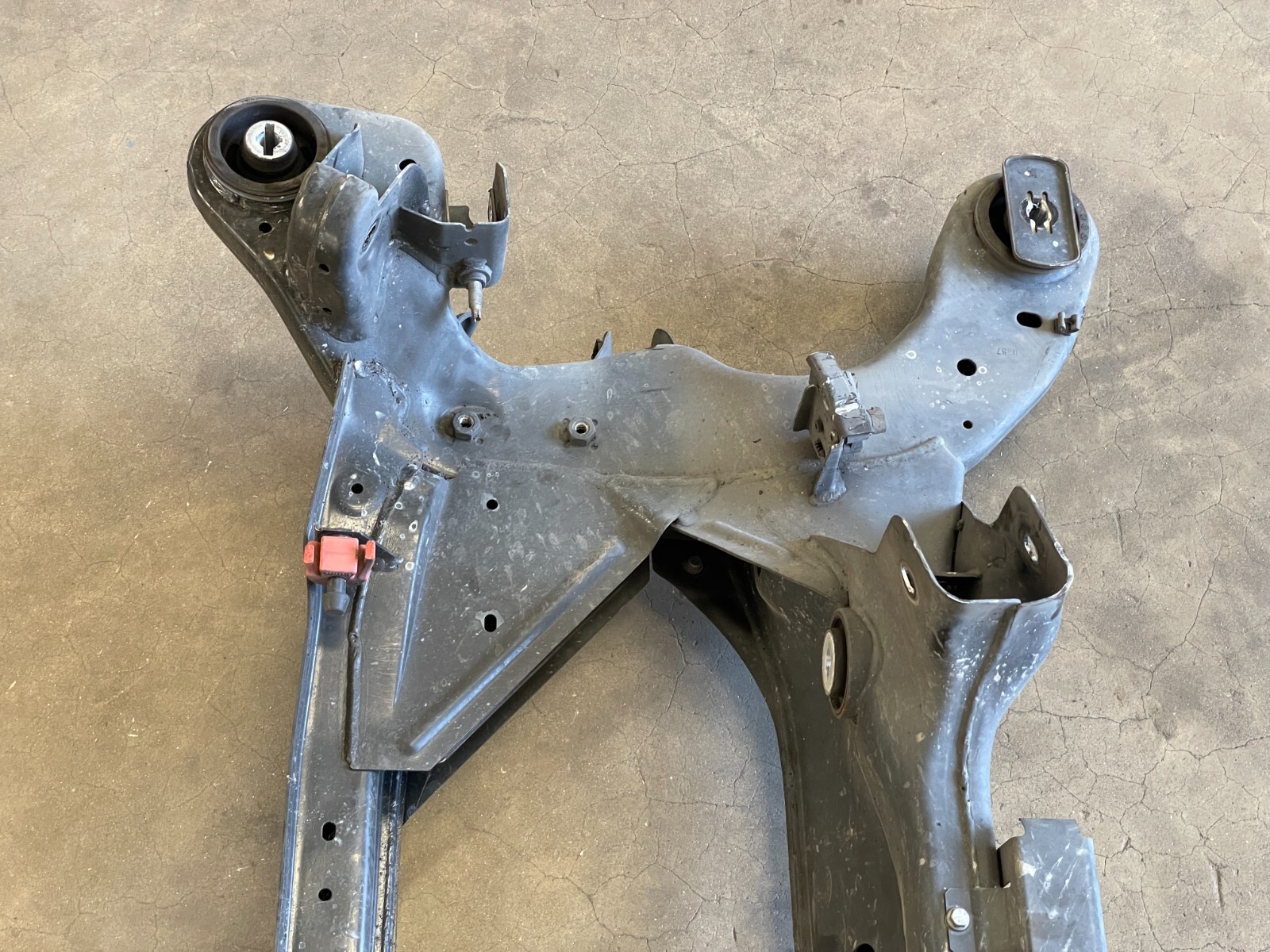 2017 2018 Maserati Levante Rear Subframe Crossmember Engine Cradle AWD 1442 OEM