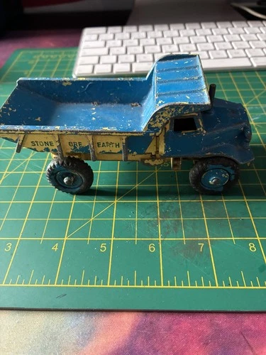 DINKY 965 EUCLID REAR DUMP/DUMPER QUARRY TRUCK. VINTAGE, for restoration