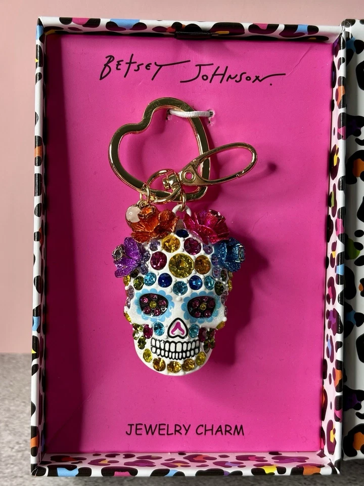 NUEVO EN CAJA Betsey Johnson Calavera de Azúcar Llavero Bolso Dije con Coloridos Estrás Foto 3 de 3