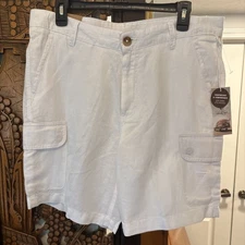 Women’s Panama jack white cargo shorts size 34 - NWT
