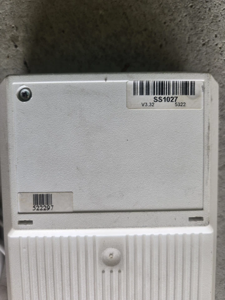 Herramienta de servicio modular interfaz de operador AAON Wattmaster SS1009 VCM con conectores Foto 2 de 2