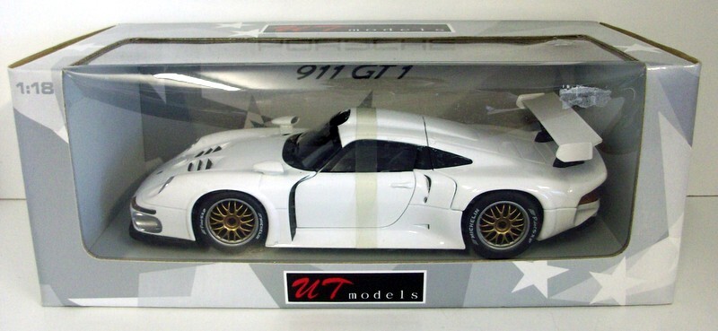 貴重 UTモデルズ製 ポルシェ911GT1 白 1/18 中古品 UT Models 1/18 Scale - 180 966600 Porsche 911 GT1 1996 White