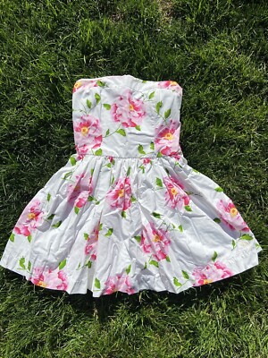 Abercrombie and Fitch Y2K Vintage Floral Sun Summer Dress Strapless Rare | eBay Abercrombie and Fitch Y2K Vintage Floral Sun Summer Dress Strapless Rare | eBay