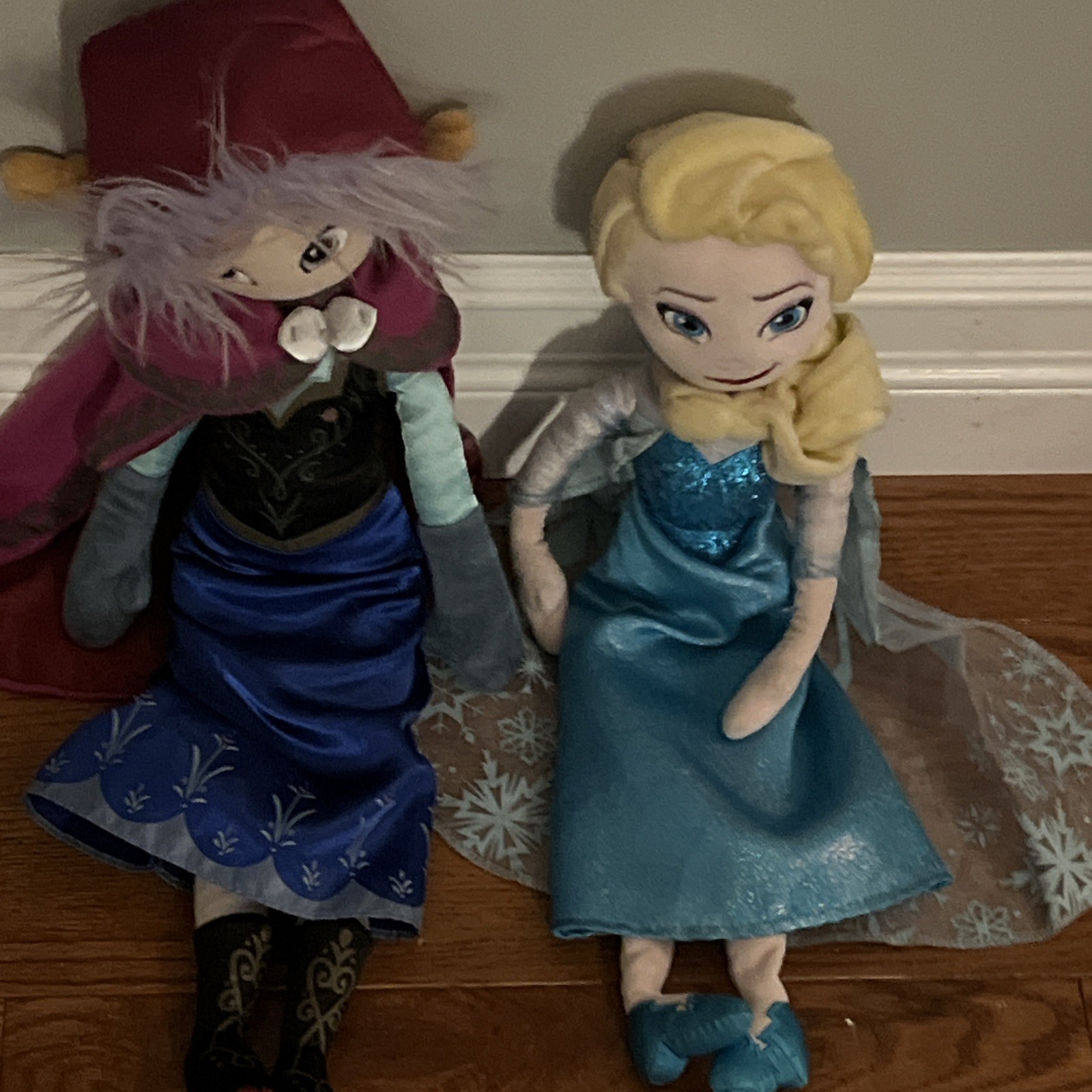 Elsa 18&rdquo; And Anna 21&rdquo; Set Of 2 Disney Store Authentic