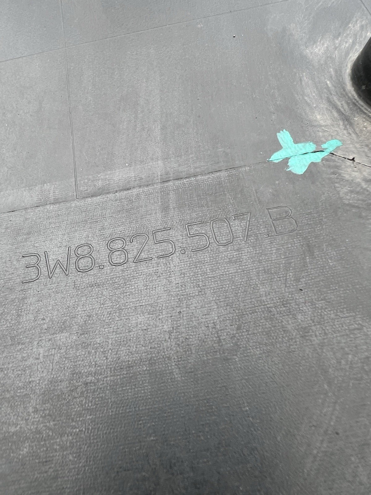 06-08 Bentley Continental Flying Spur Rear Undertray Splash Shield 3W8825507B