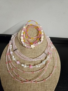 3 Pink Theme Beaded Necklaces & Beaded Bracelets