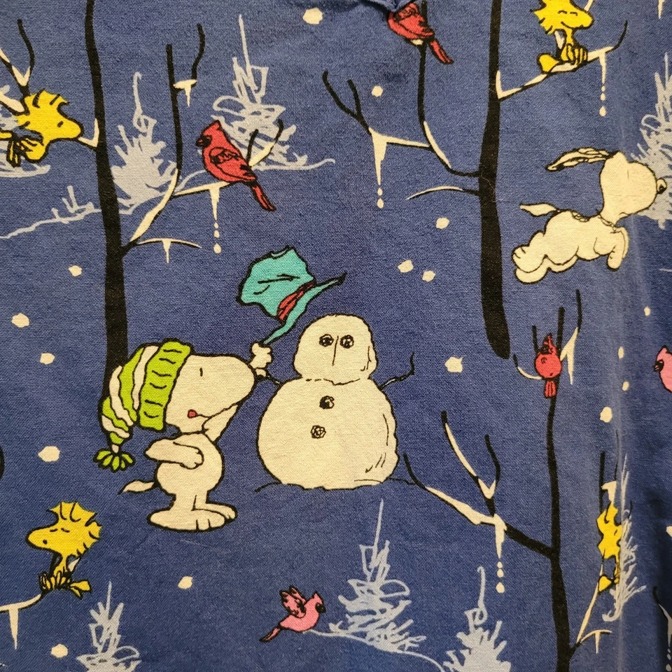 Рождественская медицинская униформа Peanuts Snoopy Scrub Top средний размер - Изображение 2 из 4