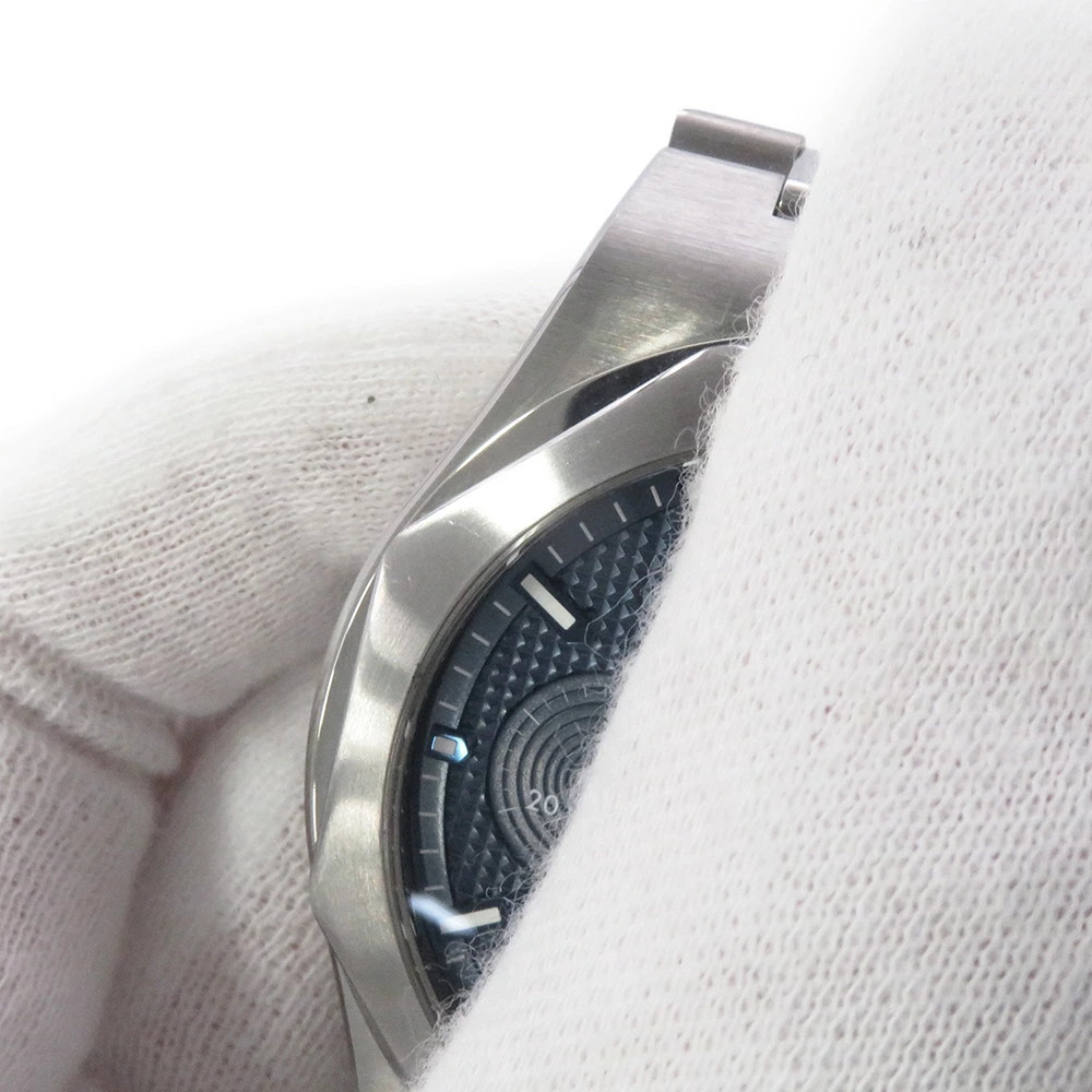 Girard-Perregaux Laureato 81020-11-431-11A, 42 mm