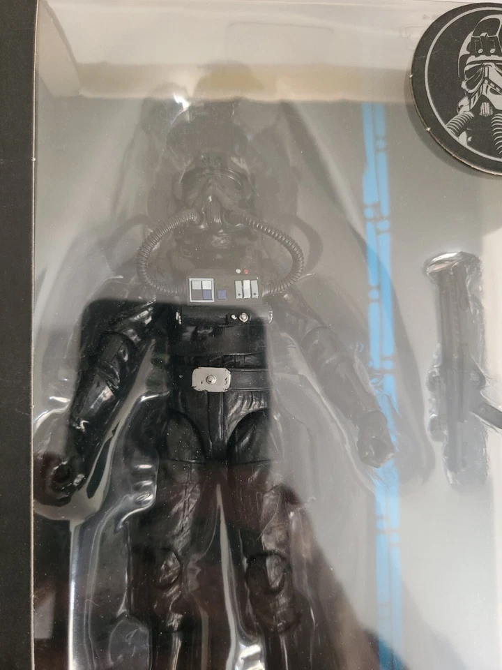 Star Wars Black Series 6 pulgadas #05 Blue Series - TIE Fighter Pilot Foto 2 de 3