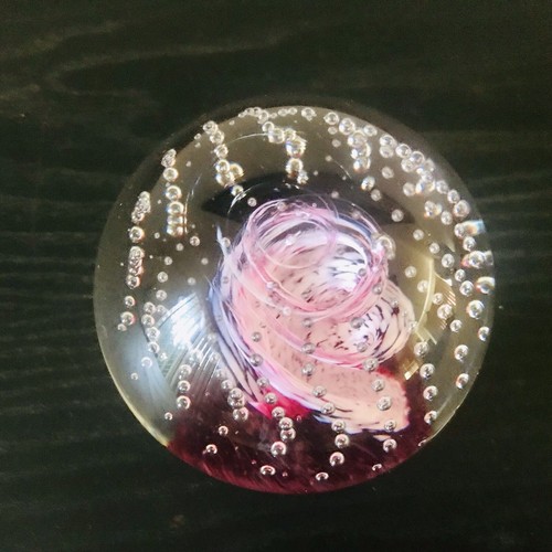 Vintage Caithness Glass - Ruby Cauldron paperweight, Innes Burns 1982 - Picture 12 of 17