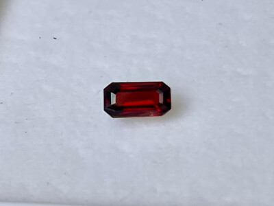 Natural 100% VS 1.54 ct 9.4x4.9x3.6 mm Sguare cut Tea red  Spinel Mogok