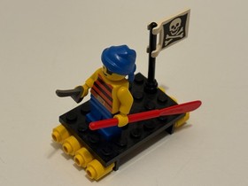 LEGO Pirates: 1713 Shipwrecked Pirate, 100% Complete w/Instructions