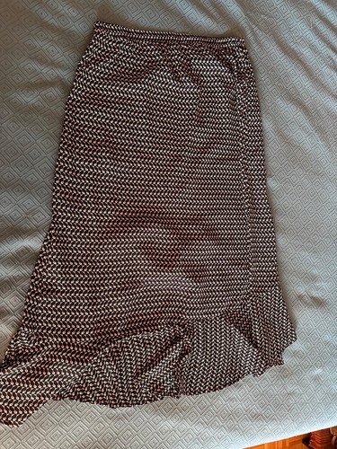 Gorgeous Max Studio blue white print long Asymmetrical Hem Skirt size L. - Picture 7 of 10