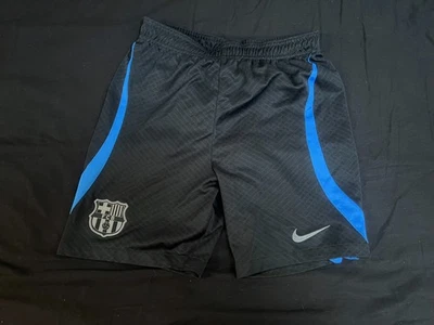 short enfant nike foot barcelone strike 2022 2023 taille l - Photo 1/3