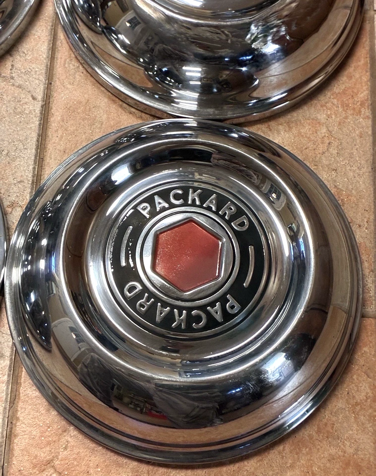 包装 HUBCAP 四套 11 1/2 英寸铬,51-54?200?250?300?400?DELUXE SEDAN?全部 — 第 2/4 张图片