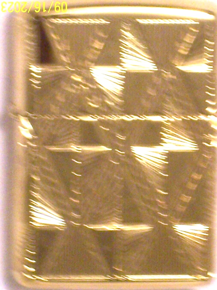 NUEVO EE. UU. Encendedor ZIPPO 29671 Lujo Diseño Diamante 360 Placa de Oro Armadura Foto 2 de 4