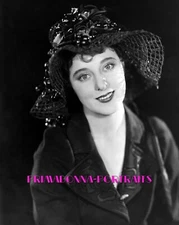 JOBYNA RALSTON 8X10 Lab Photo B&W 1920s Amazing Hat, Elegant Shimmering Smile
