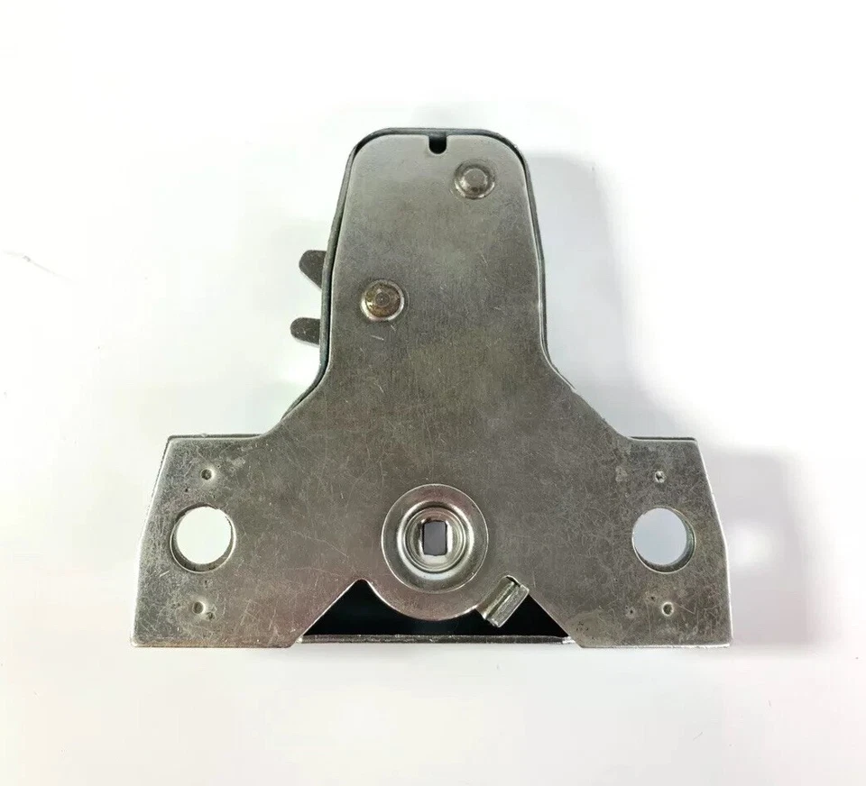 Cierre de tapa de maletero para Ford Mustang 1965-66  Foto 3 de 3