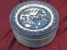 set of 16 Vintage Churchill, England Blue willow dinner plates 10.25"