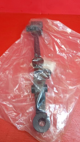 Lower Left Suspension Control Arm 520-595 For 1993-1997 Lexus GS300 - Picture 4 of 6