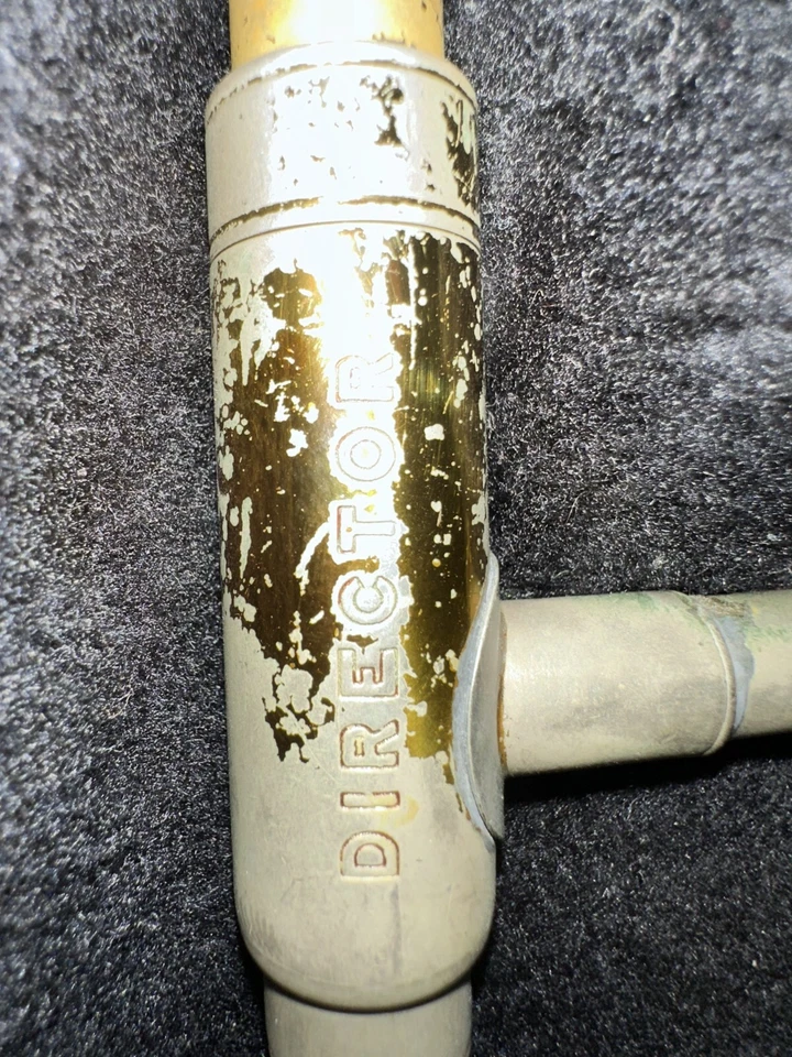 Trombón Deslizante Conn Director 22H De Colección con Estuche Rígido, Kit de Limpieza, Metrónomo Digital Foto 4 de 4