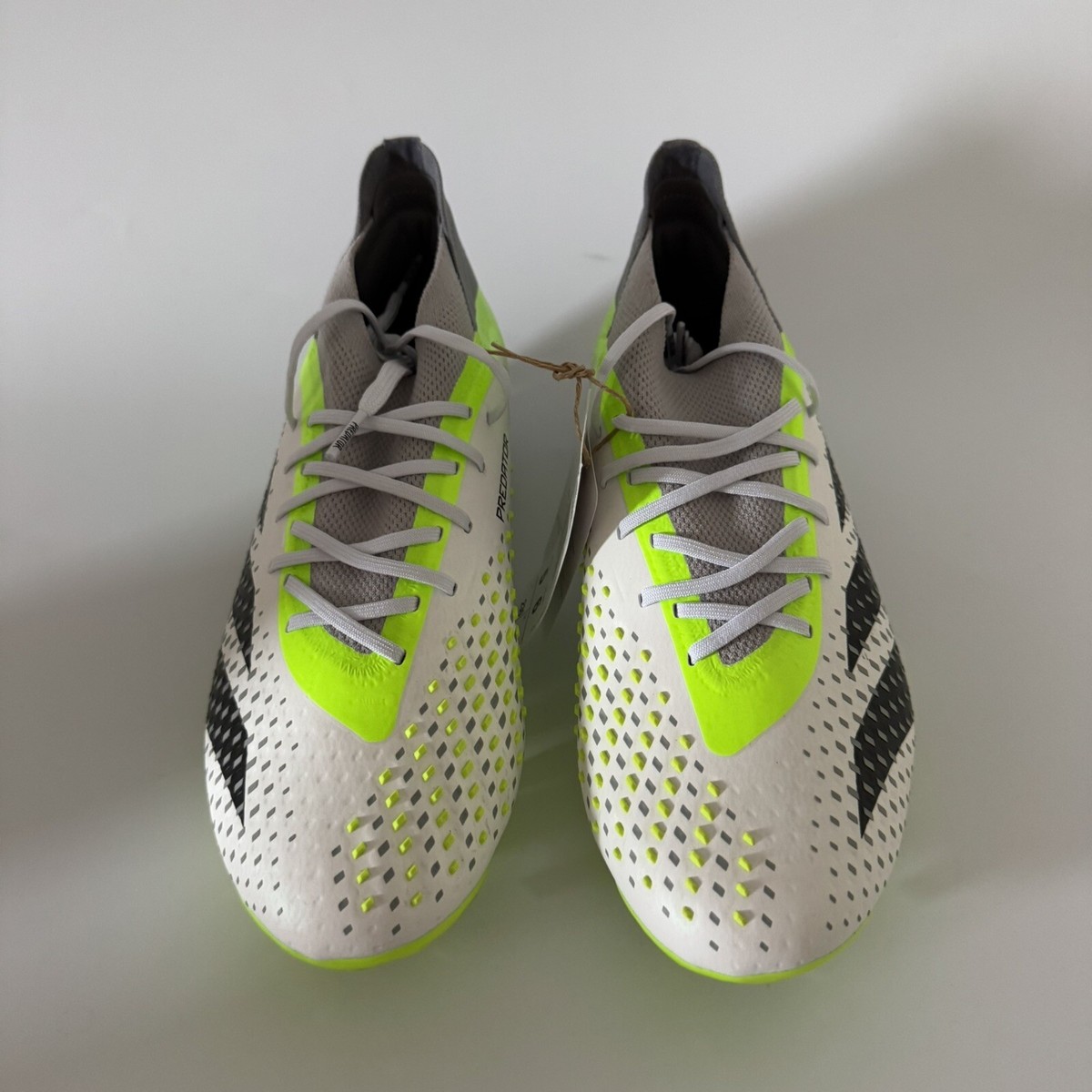 adidas Men 8/Women 9 PREDATOR ACCURACY.1 FG Soccer Cleats White